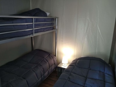 Lodge Tent - 33 m² - 2 bedrooms - without toilet block — 8