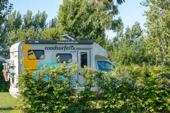 Stellplatz - Pauschale : Stellplatz + 1 Auto + Strom 16 A - Camping Abijune
