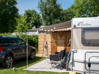 Premium pitch with individual toilet block — 5