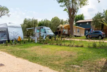 Stellplatz - Stellplatz Standard  60 M² - Sivinos Camping Boutique