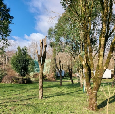 Bare pitch with 1 vehicle + 1 piece of equipment (without electricity) — 7