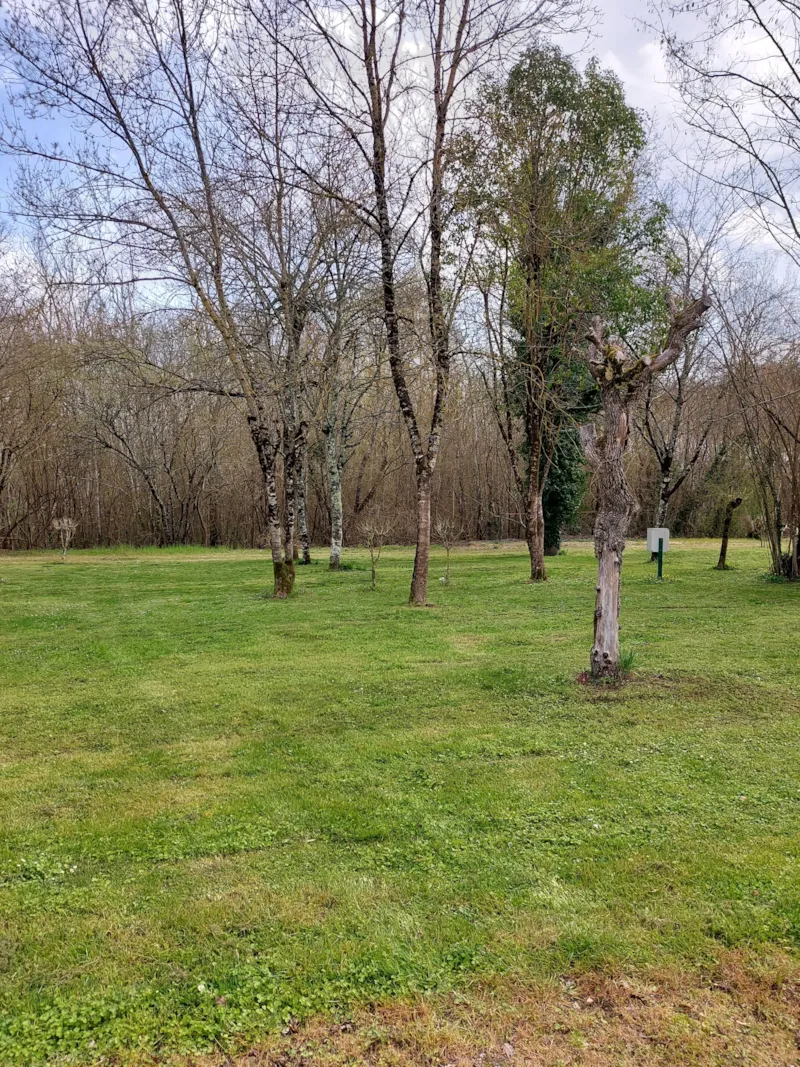 Forfait Camping-Car Ou Camion Aménagé (Sans Électricité)