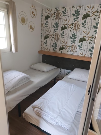Superior Mobile Home Chenille - 2 bedrooms — 4