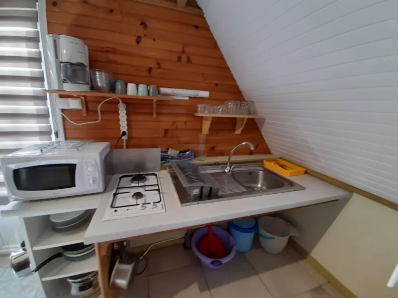 Hutte - 3 Chambres - Sans Salle D'eau Ni Wc