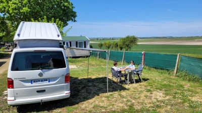 Nature Package (1 tent, caravan or motor home / 1 car) — 5