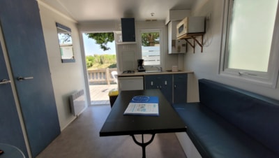 mobile home — 5