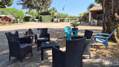EMPLACEMENT VELO SANS ELECTRICITE SANS VOITURE