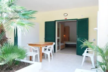 Accommodation - Bungalow 'Rubino'  One-Room - Camping Village Spiaggia Lunga
