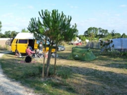 Camping Le Verger - image n°4 - Roulottes