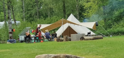 Tent pitch with electricity