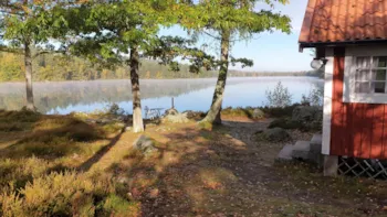 Mietunterkunft - Ferienhaus Björkudden - Långasjönäs Camping & Holiday Village