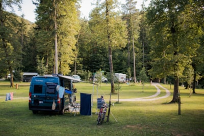 Standard pitch for a van / roof top tent / small camper  (max length 6m) with mountain view