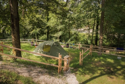 Medium pitch for a tent - River side