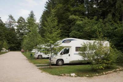 Standard pitch for bigger campers / caravans / roof top tent / van