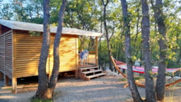 Location - Tennessy Avec Spa. - Camping Tikayan Rives du Lac de Sainte Croix