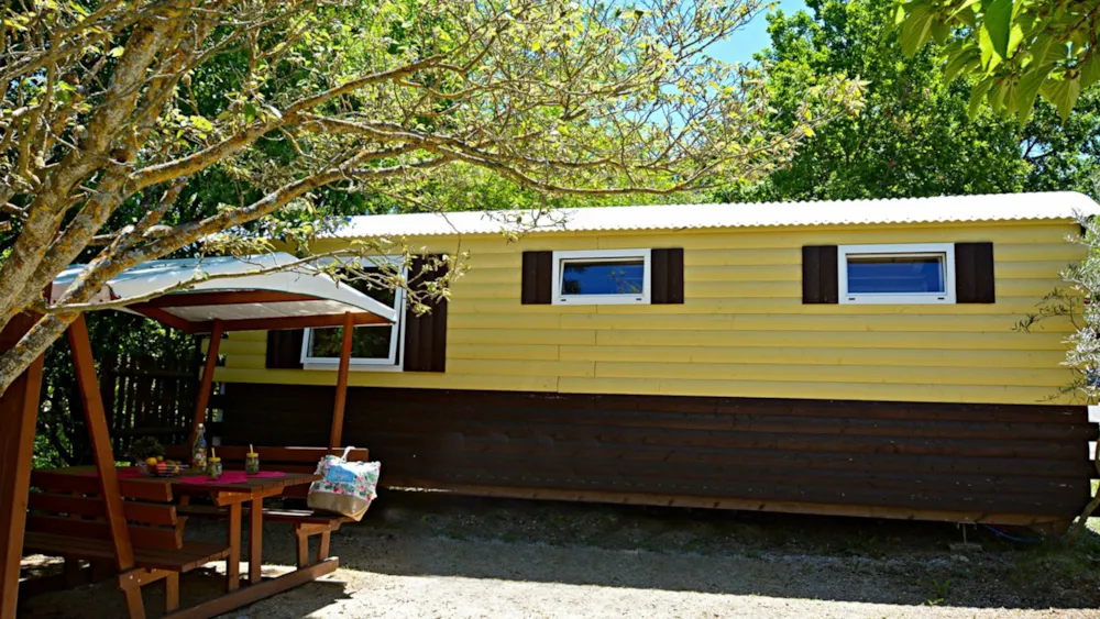 Huuraccommodatie(s) - Roulotte. Eco - Camping Tikayan Rives du Lac de Sainte Croix