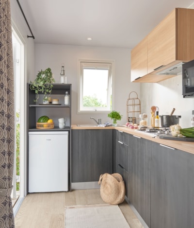Premium Mobile Home PRM 30 m² - 2 bedrooms - semi-covered terrace - TV + A/C + sheets + towels — 2