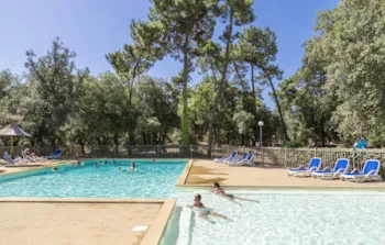 Flower Camping Monplaisir - Ucamping