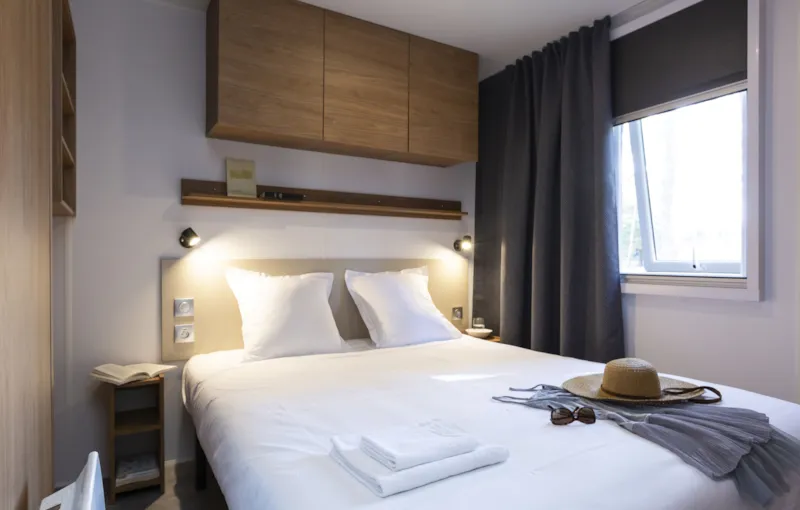 Mobil-Home Premium 34M² (3 Chambres - 6 Pers.) + Terrasse Couverte + Tv + Draps Et Serviettes Inclus