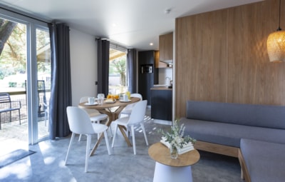 Mobile-home Premium 34m² (3 bedrooms) + sheltered terrace +TV