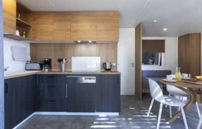 Premium Mobile Home 30m² (2 bedrooms) + terrace + TV + sheets and towels