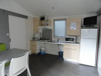 Accommodation - Mh 2 Ch 4 Pers Pmr Or - Camping Ushuaïa Villages - Camping Les Fougères