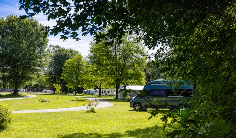 Emplacement De Camping