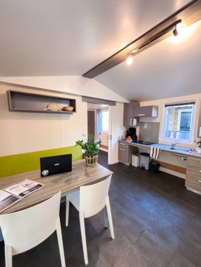 Mobile-home Confort 25m² (2 bedrooms) + covered terrace adapted to the people with reduced mob — 2