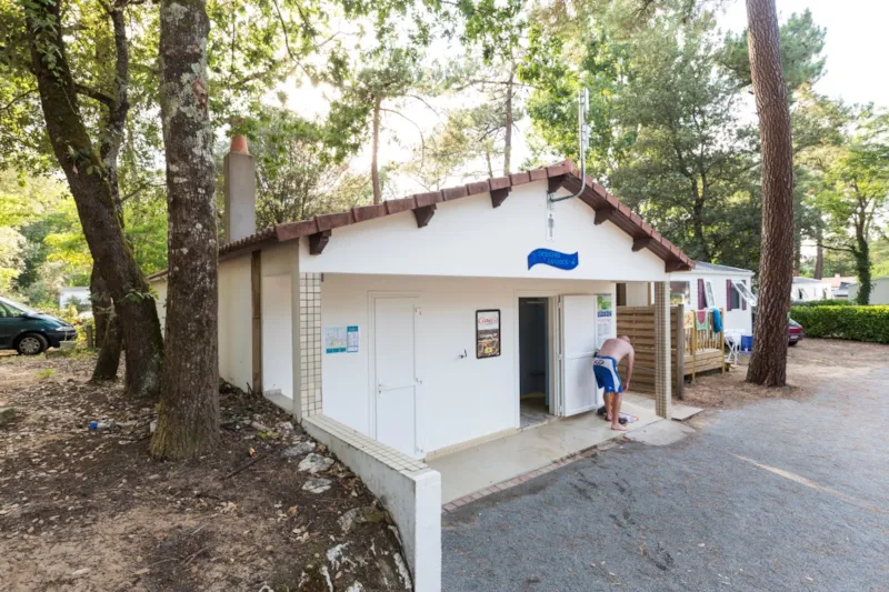 Forfait Confort : Tente, Caravane Ou Camping-Car / 1 Voiture / Électricité