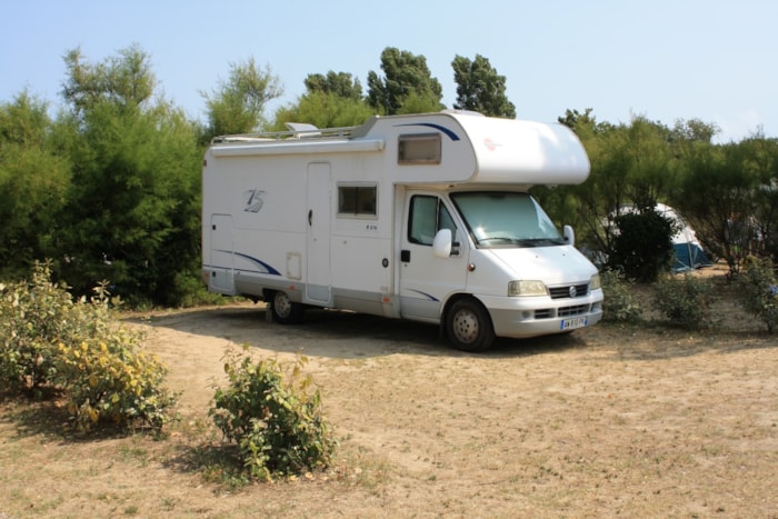 Forfait Confort : Tente, Caravane Ou Camping-Car / 1 Voiture / Électricité