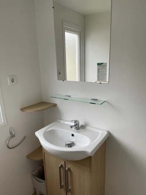 Mobil Home Confort 28M² - 3 Chambres - Petite Terrasse + Tv