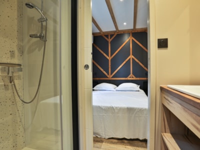 Chalet Bois Premium 16m² - 1 bedroom + covered terrace 8m² + TV + linen and towels included