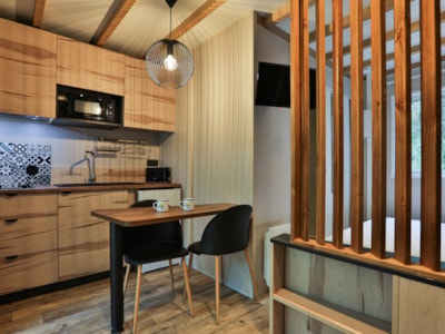 Chalet Bois Premium 16m² - 1 bedroom + covered terrace 8m² + TV + linen and towels included