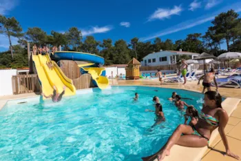 Flower Camping Les Dunes - Ucamping