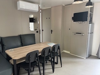 NEW // Homeflower Premium CLIM 35m² (3 bedrooms) + covered terrace + TV + sheets + towels