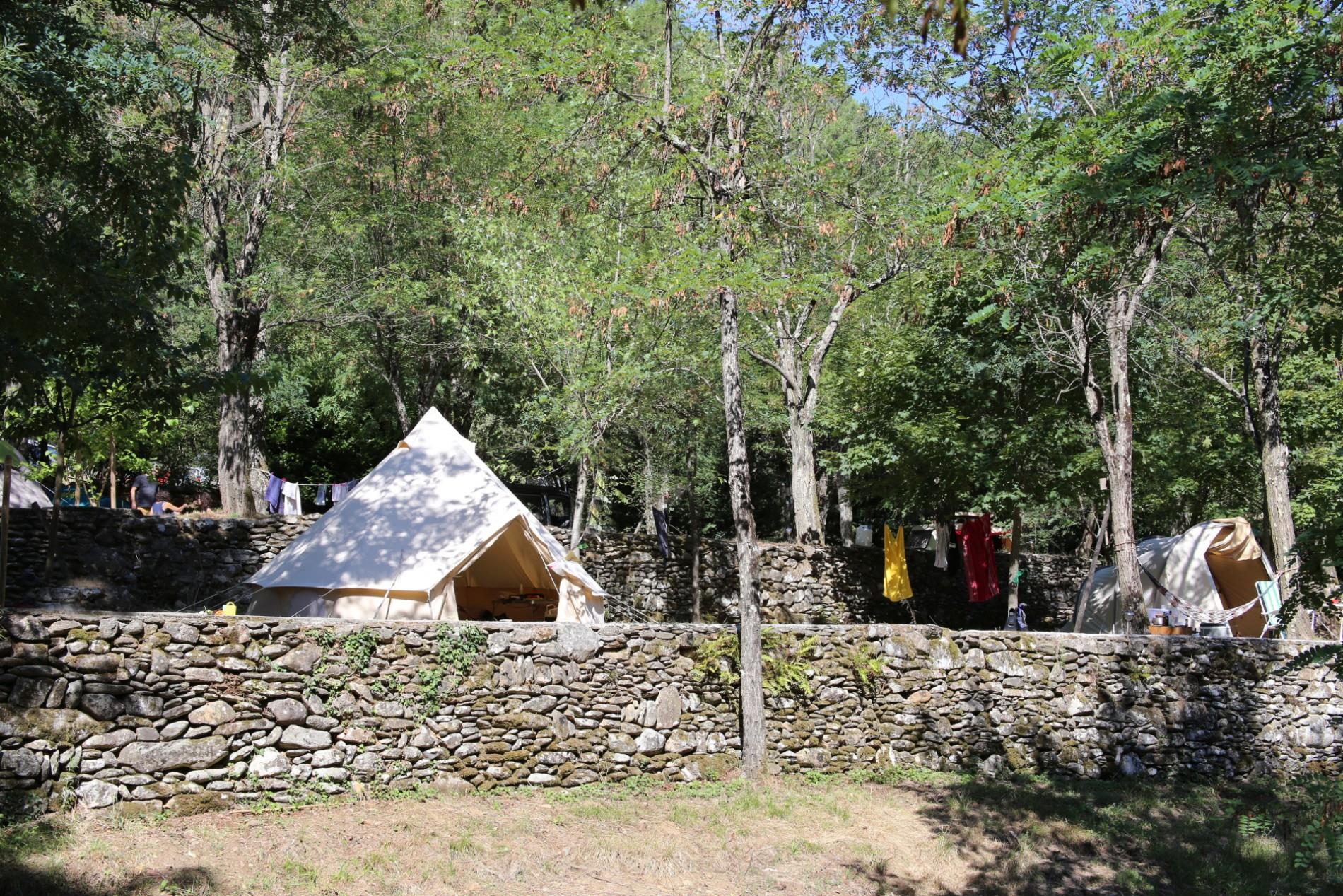 Établissement Camping La Surre - Chambonas
