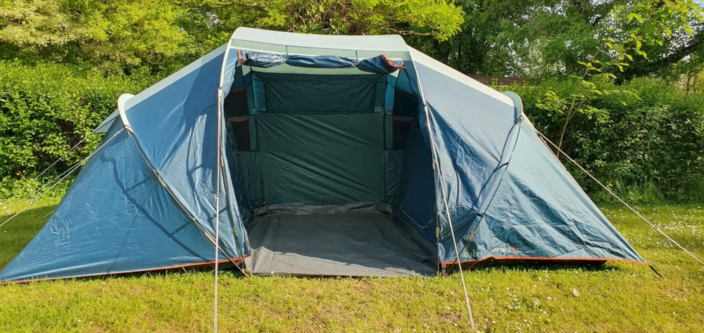 Accommodation - Tente Prêt À Camper 5 P. - Camping Les Patis