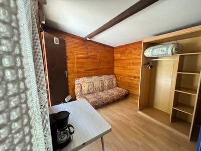 Bungalow without toilet block — 3