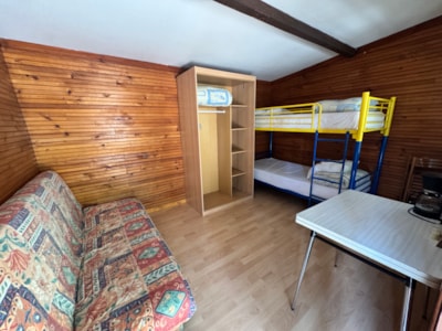 Bungalow without toilet block — 4