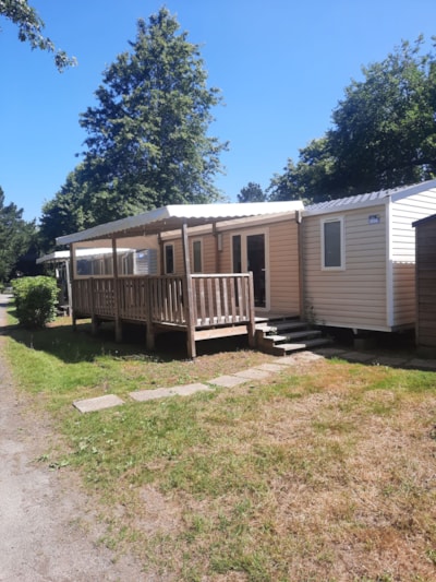Comfort mobile home 32m² - 3 bedrooms - Covered terrace - TV - dishwasher