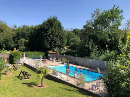 Domaine Le Blanc Pignon - Camping2Be