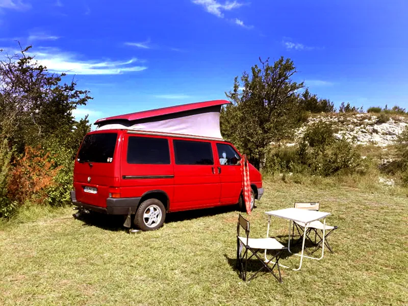 Emplacement Solo Avec Véhicule