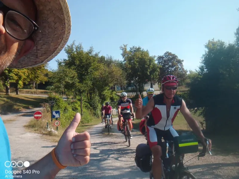 Emplacement Spécial Randonneur Ou Cycliste