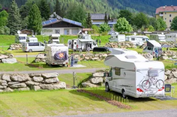 Stellplatz - Stellplatz Almrausch - Campingplatz HOCHoben