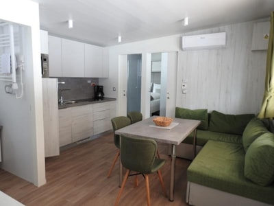 Mobile-home