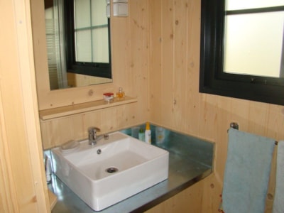 PREMIUM CABIN 42m2 | 2 bedrooms | Shower Room| WC