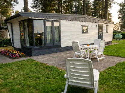 Sun Lodges