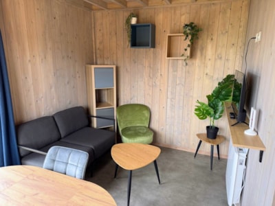 Mobi Lodge