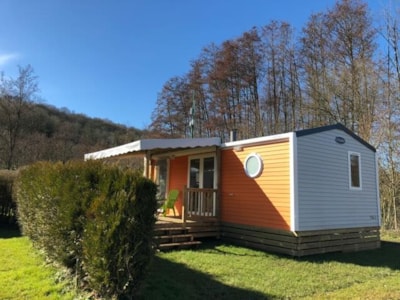 Mobile-home - PREMIUM - 2 bedrooms - TV - with covered terrace - dishwasher