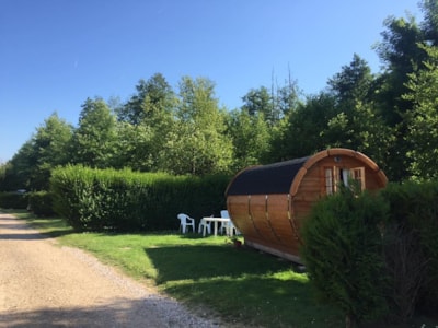 Barrel hut or trailer - UNUSUAL NATURE - 1 Bedroom - without bathroom, without TV